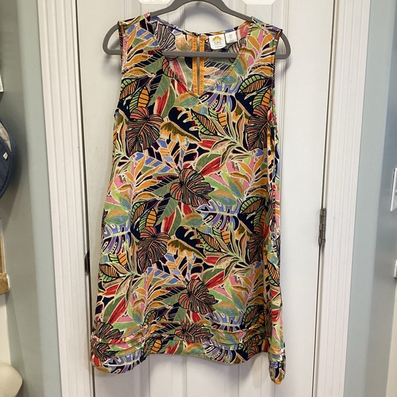 C&C California Dresses & Skirts - C&C California Multicolor Leaf Print SZ S tropical mini 100% Linen dress